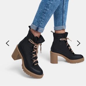 WMNS SZ 10 Black Dolce Vita Celida Boots